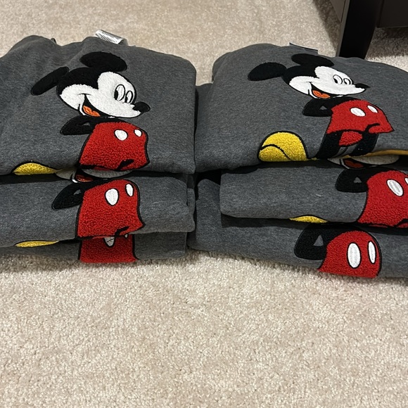 6, Disney Women's Mickey Mouse Long Sleeve Fleece Lined Hi-Lo Sweatshirts size L - Picture 6 of 6